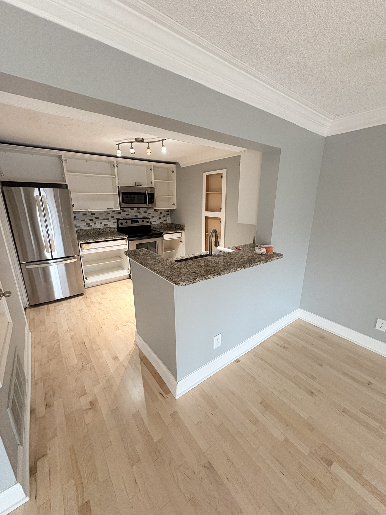 maple floors in living room